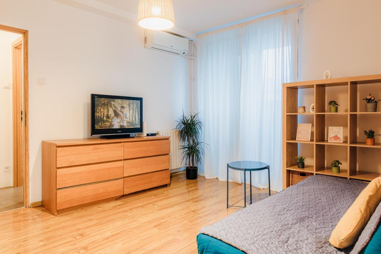 City Center Downtown Apartment Bucarest Exterior foto
